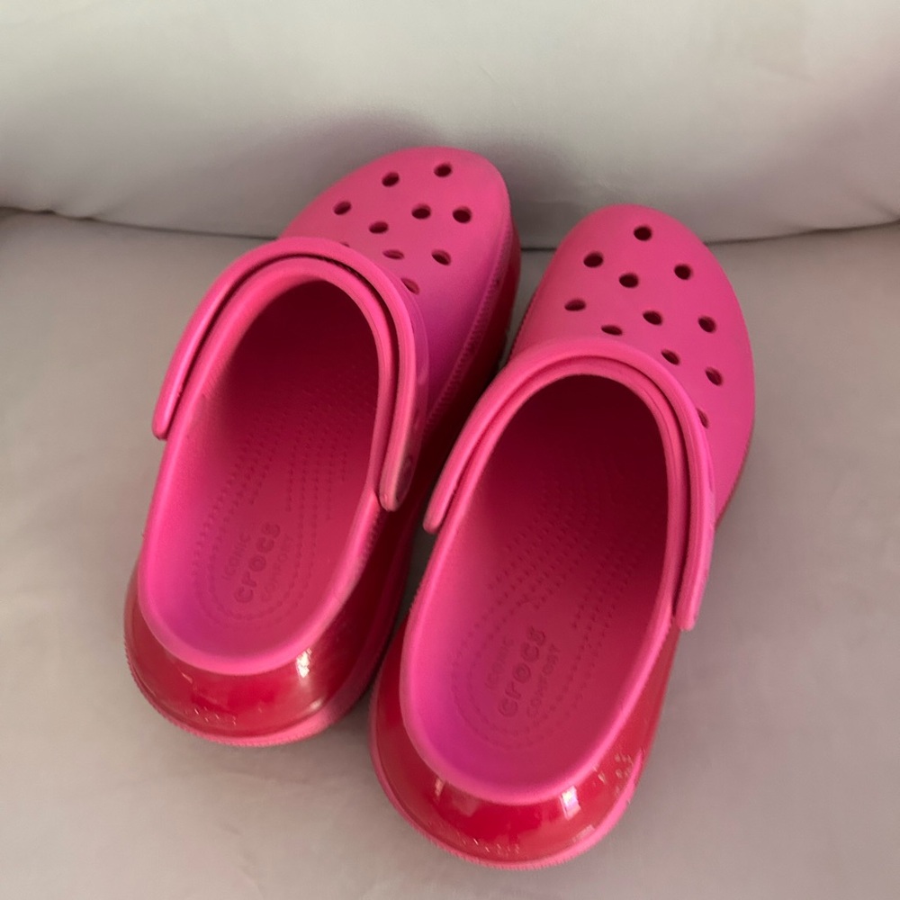 CROCS Classic Bae Platform Pink Clog Hot Pink with Red - Picture 6 of 13